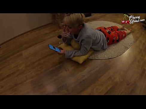 ❤️ ʻO pupule ʻōniʻu ʻōmo ʻana i ke koko nui o ka ʻōmo ʻana a me ka lele ʻana ma luna o ia - Anal Sex ❤ Porn video ia makou ❤